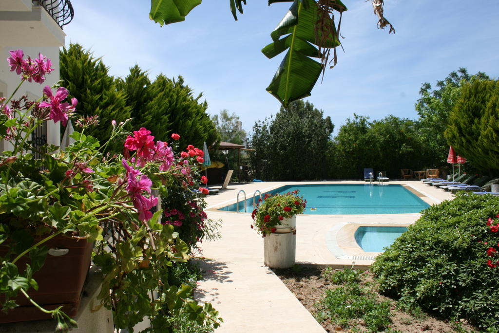 Aparthotel Paradise Garden Gumusluk Evleri Exterior foto